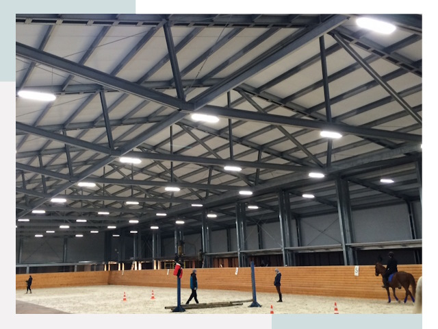 Строительство конных манежей от 610 руб в Вичуга